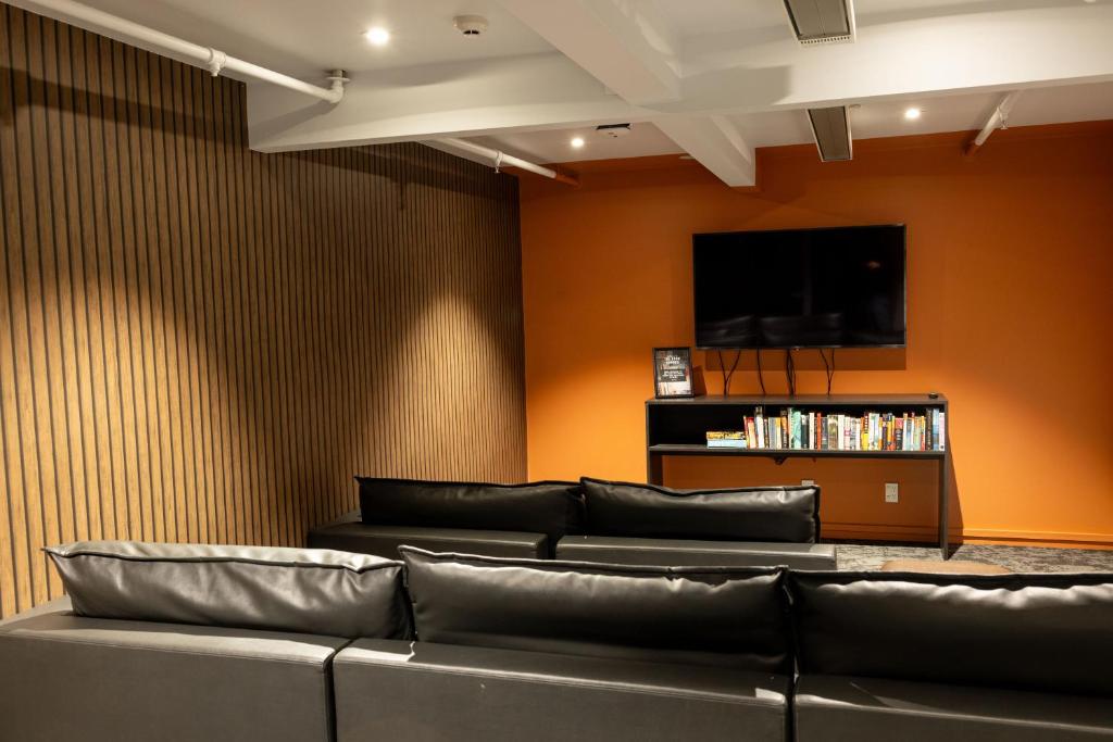 Haka House Queenstown Lakefront - Resim 13