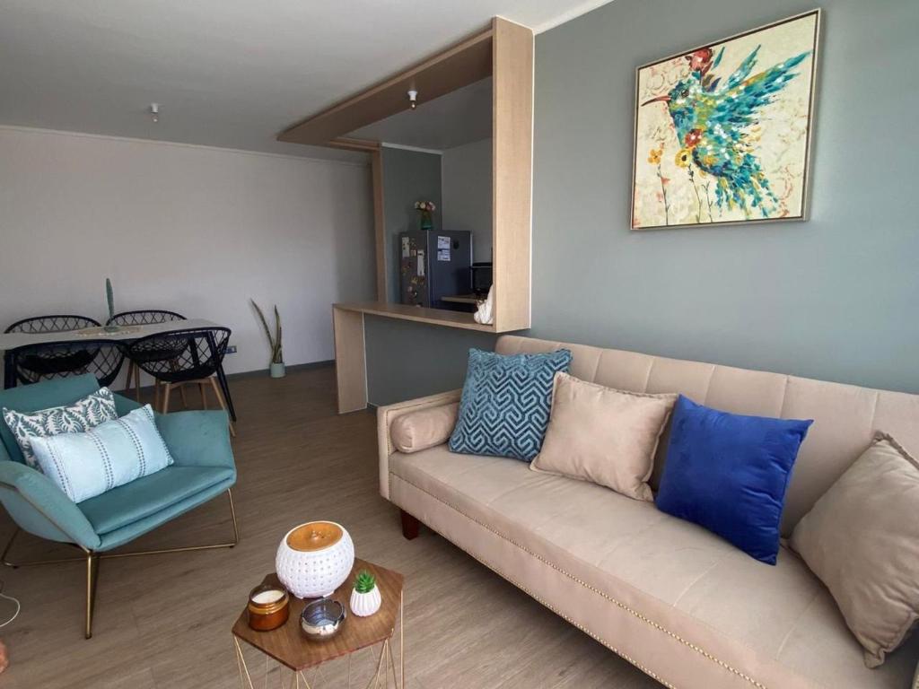 Гостиная зона в Departamento Moderno