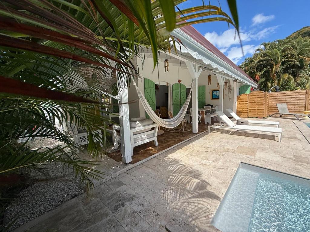 Bazén v ubytování Villa Joss - Piscine & Plage 1 min à pied nebo v jeho okolí