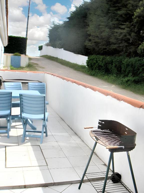 Balkón alebo terasa v ubytovaní Maison accueillante à Noirmoutier-en-l'Île 45 m² avec jardin privé