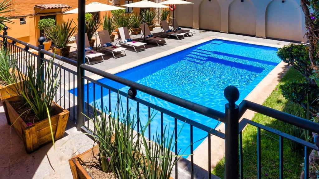 Bazén v ubytování Hotel Chocolate Carruaje nebo v jeho okolí