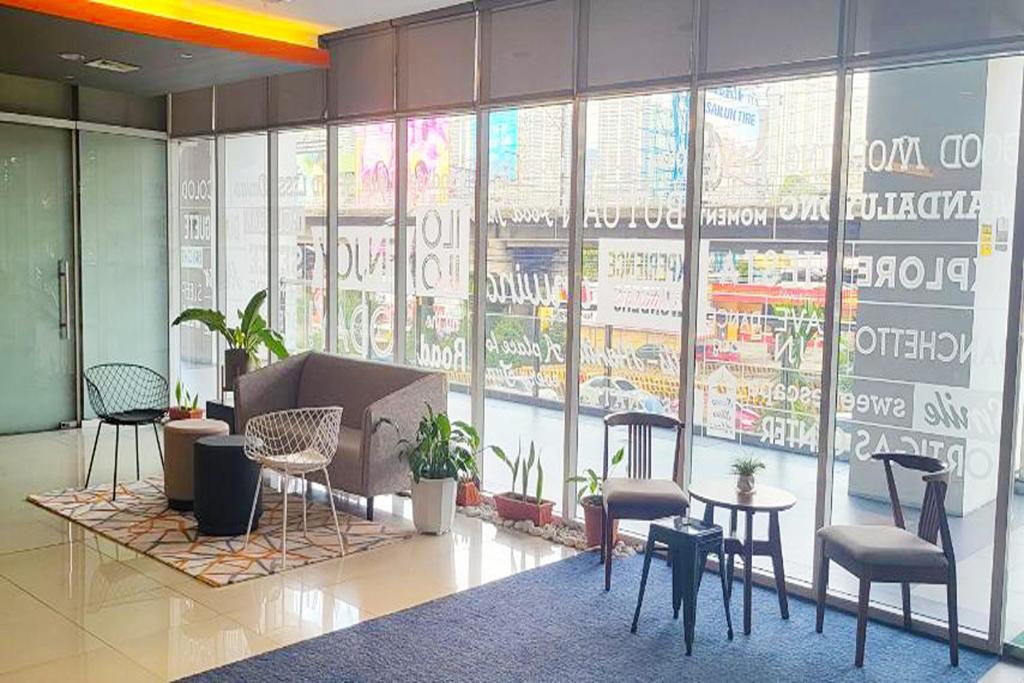 Posezení v ubytování Go Hotels Plus Mandaluyong