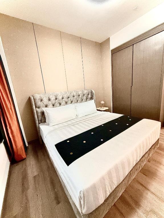 Postel nebo postele na pokoji v ubytování Agile TRX Luxury suite Bukit bintang
