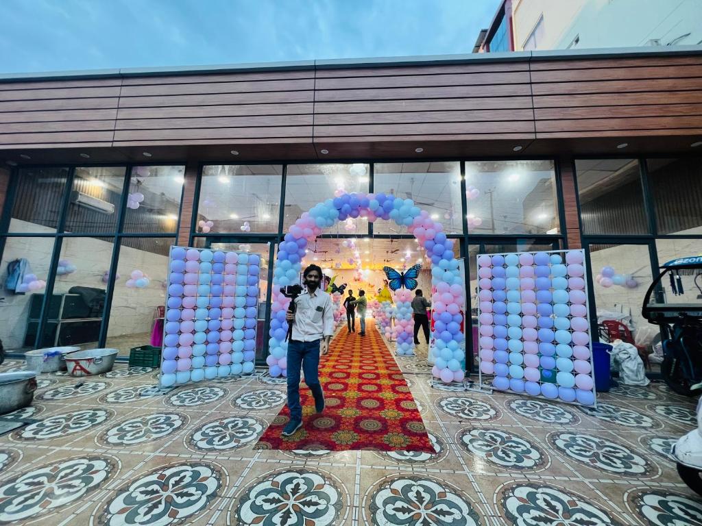Fotografie z fotogalerie ubytování Hotel Ramawati - A unit of Standard Wedding and Party Maker, Haridwar v destinaci Haridvár
