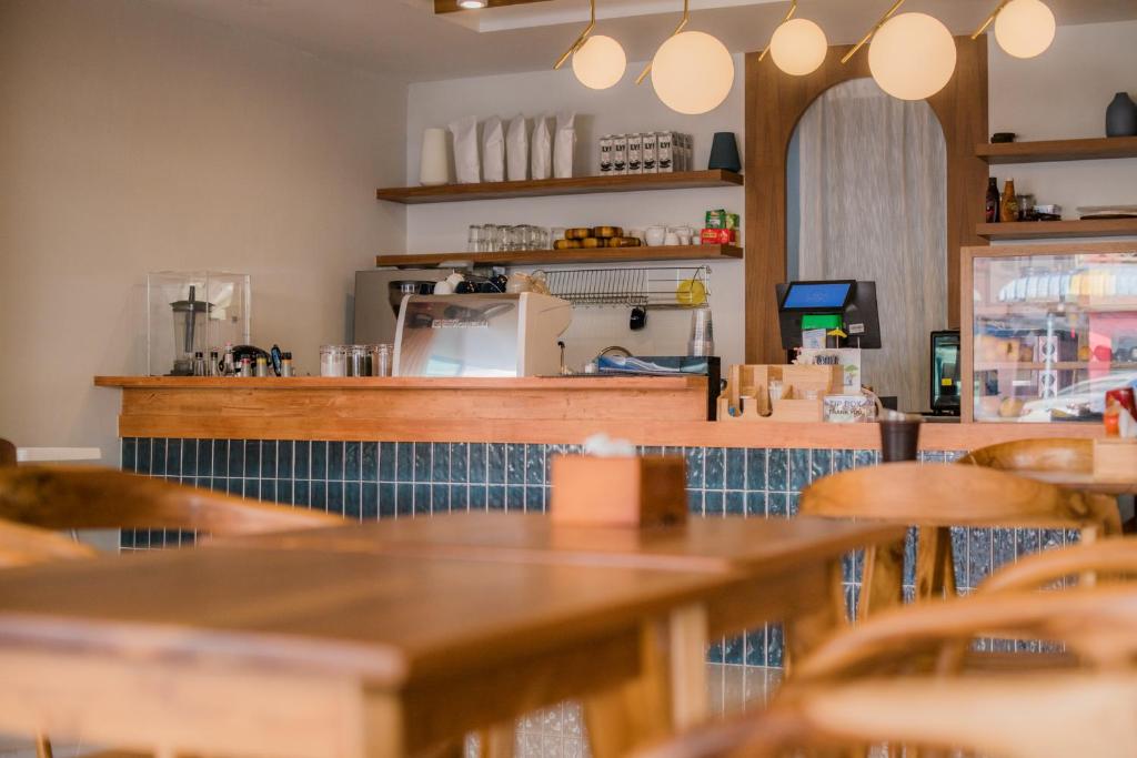 Tiya House Rooms & Cafe - Resim 4