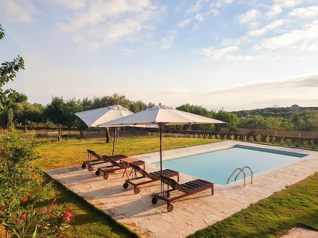 Villa Eleni - Private Pool Bliss near Kardamili