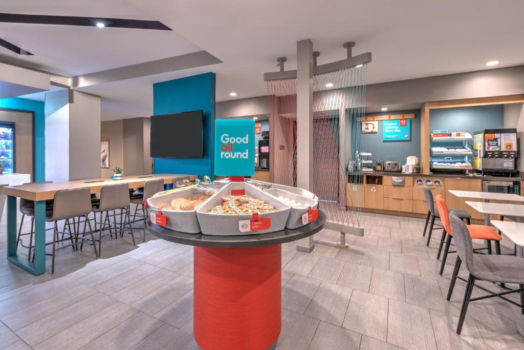 avid hotel Austin NW - Lakeline by IHG photo