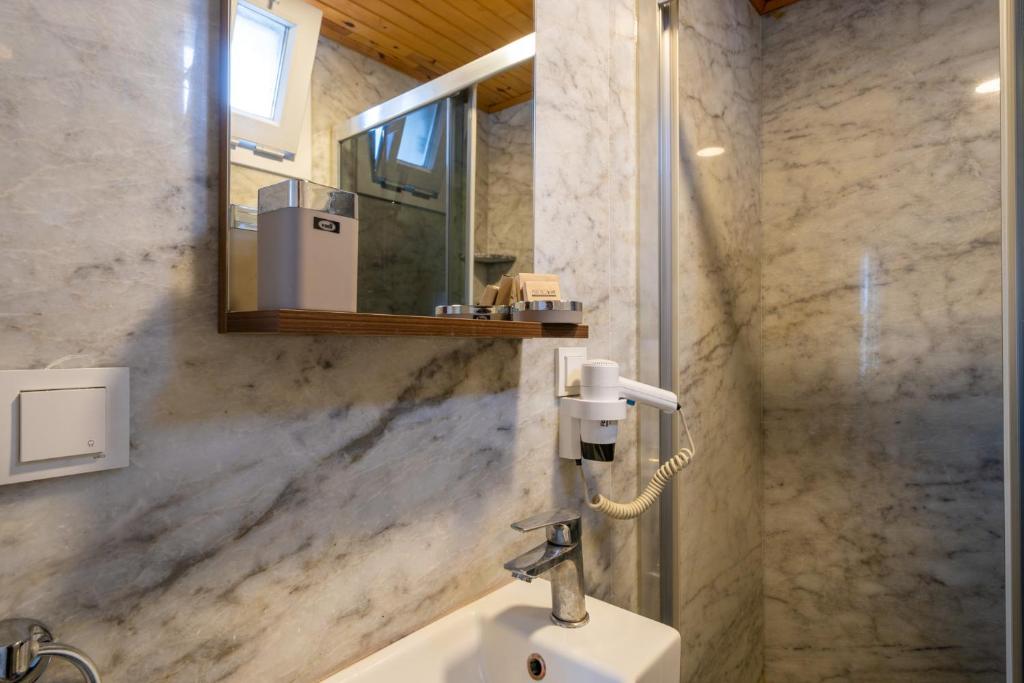 لابی و فضای عمومی Boti Butik Otel - تصویر ۵