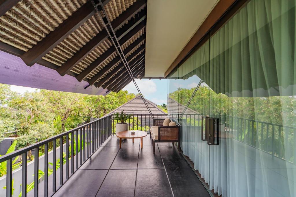 Javana Royal Villas - 5