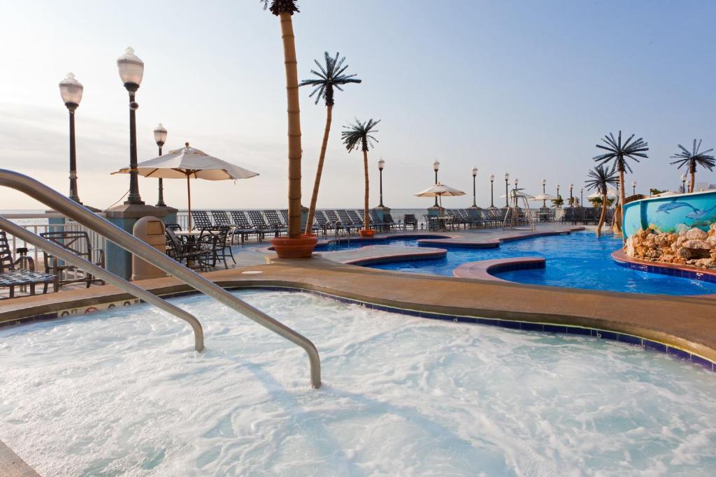 Holiday Inn & Suites Ocean City by IHG photo