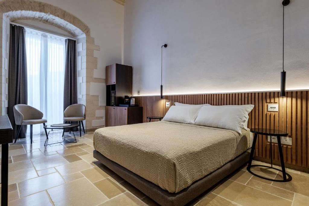 Buone Maniere Exclusive Rooms - Queen Room With Spa Bath