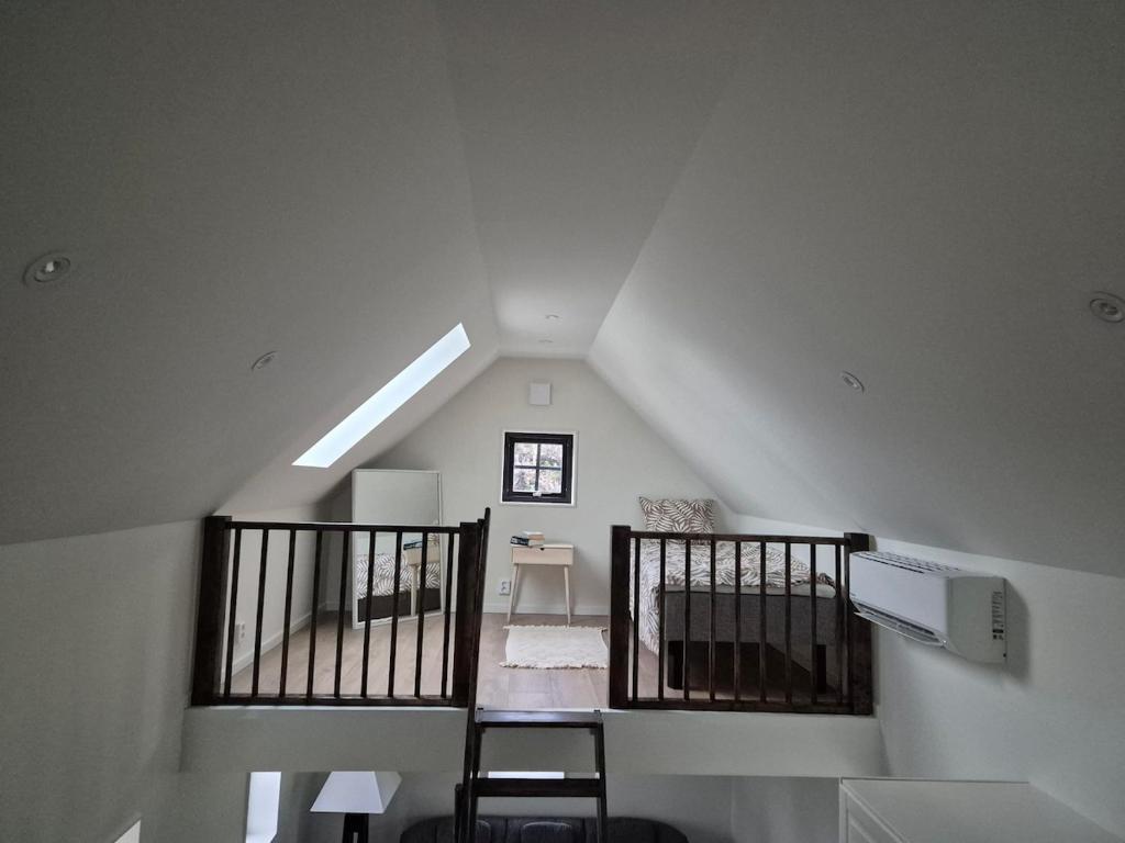 Postel nebo postele na pokoji v ubytování Guest house in Örebro