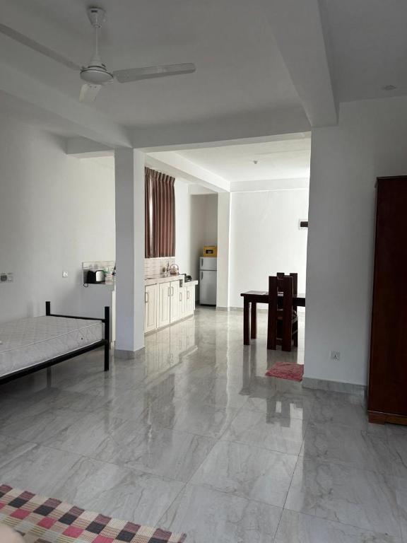 Kuchyň nebo kuchyňský kout v ubytování Emerald Villas Weligama