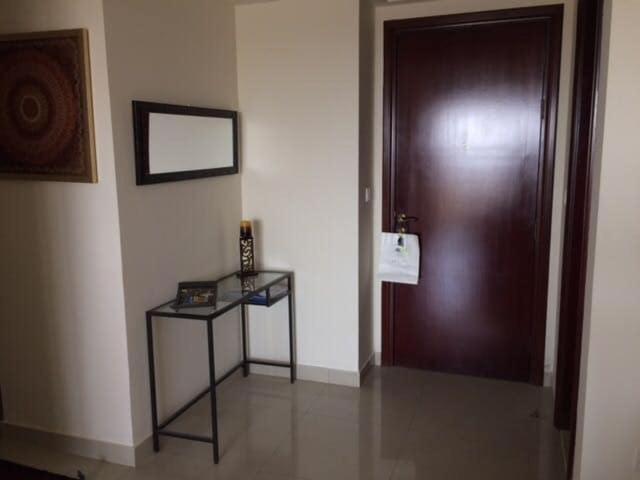 Foto Ras al Khaimahis asuva majutusasutuse Big 2br Apartment close to the sea and Golf course galeriist
