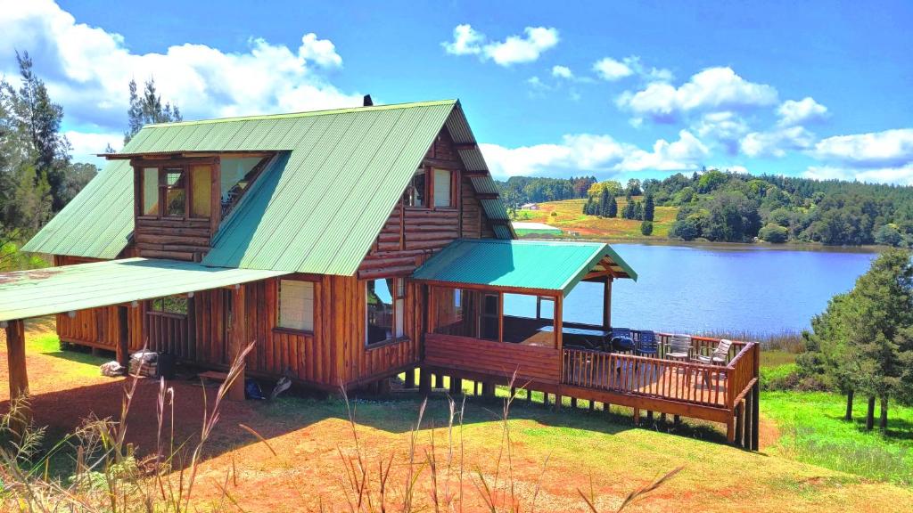 Stanford Lake lodge - 双层故事小屋