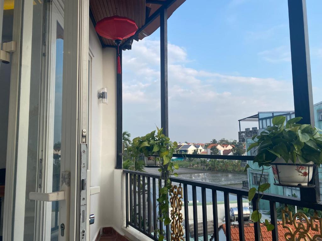 Balkón nebo terasa v ubytování The Arch Villa Hội An