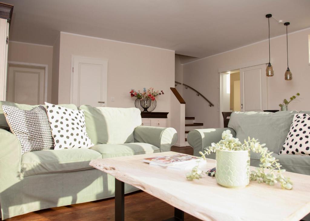 Zum Brandenburger Tor Self Check In - Two-Bedroom Apartment With Balcony And Terrace
