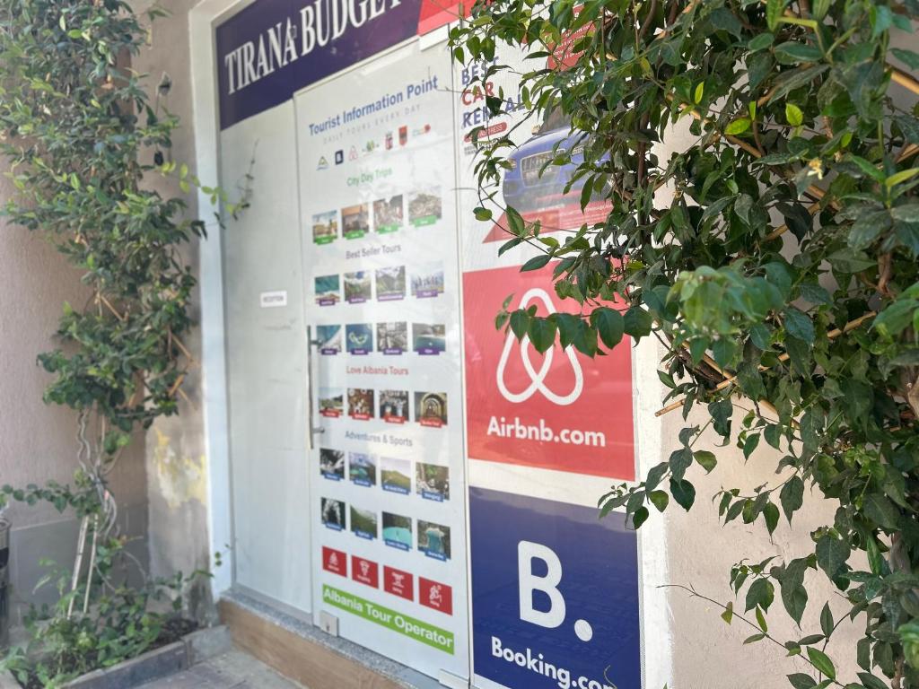 Certifikát, hodnocení, plakát nebo jiný dokument vystavený v ubytování Budget Hotel