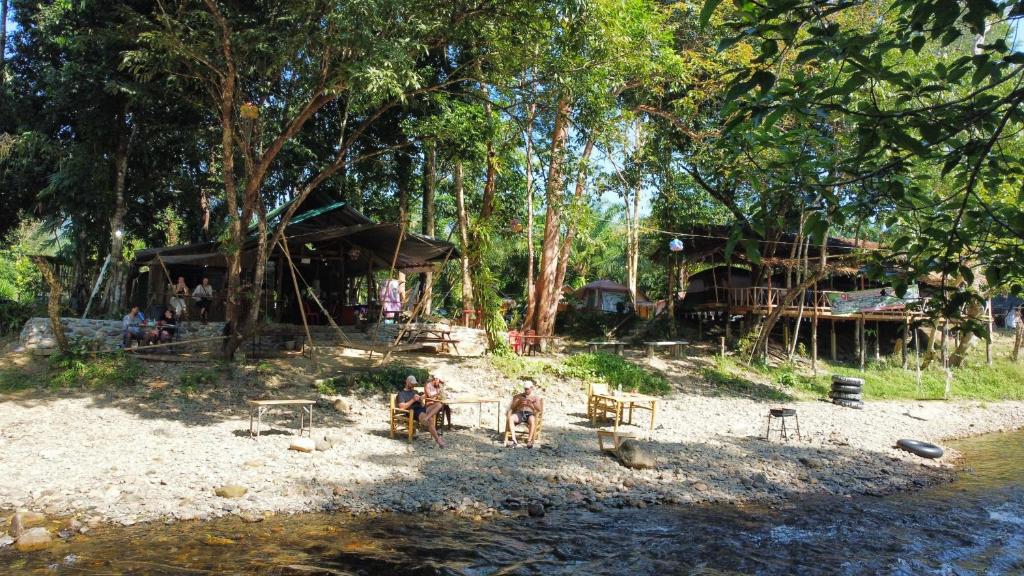 Khaosok August Freedom Camp - 9