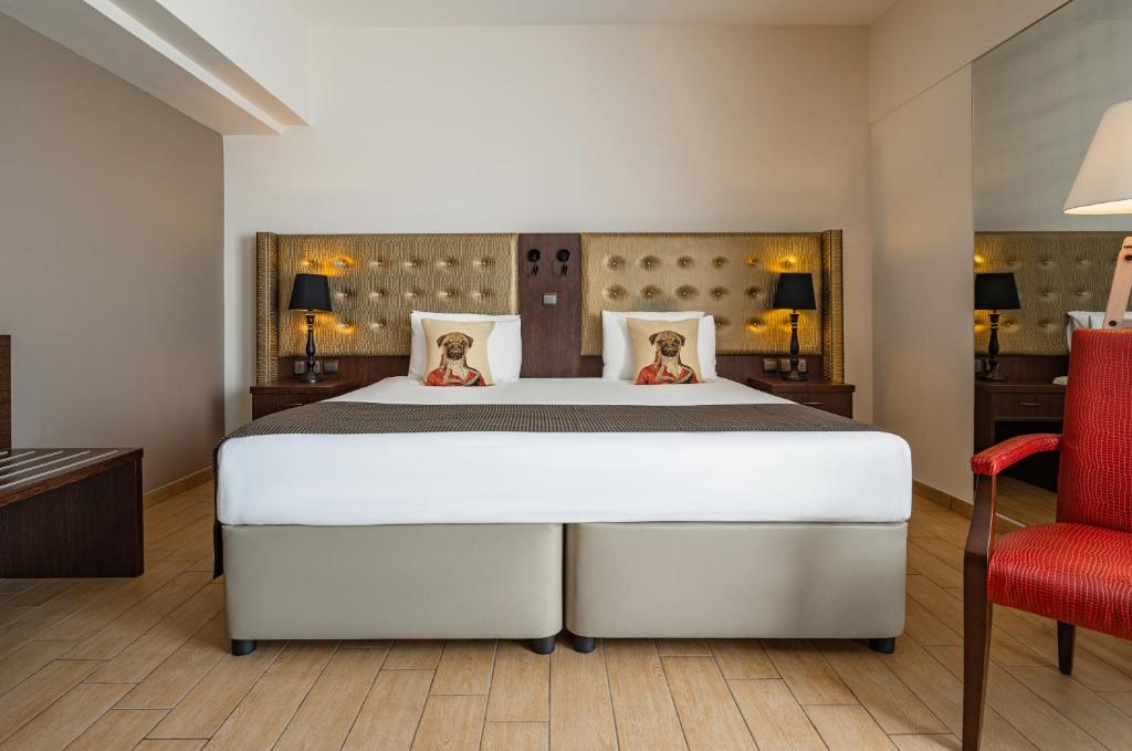 AX The Victoria Hotel - 13