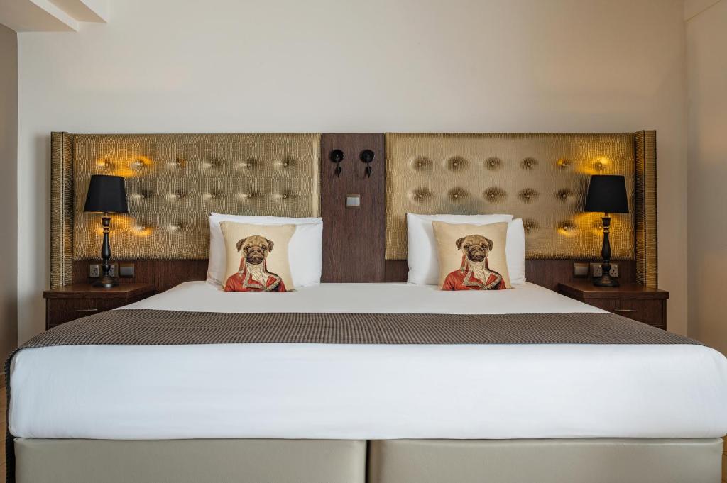 AX The Victoria Hotel - 15