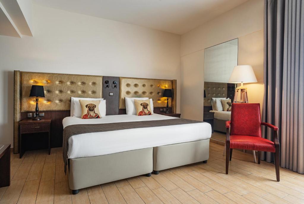 AX The Victoria Hotel - 11