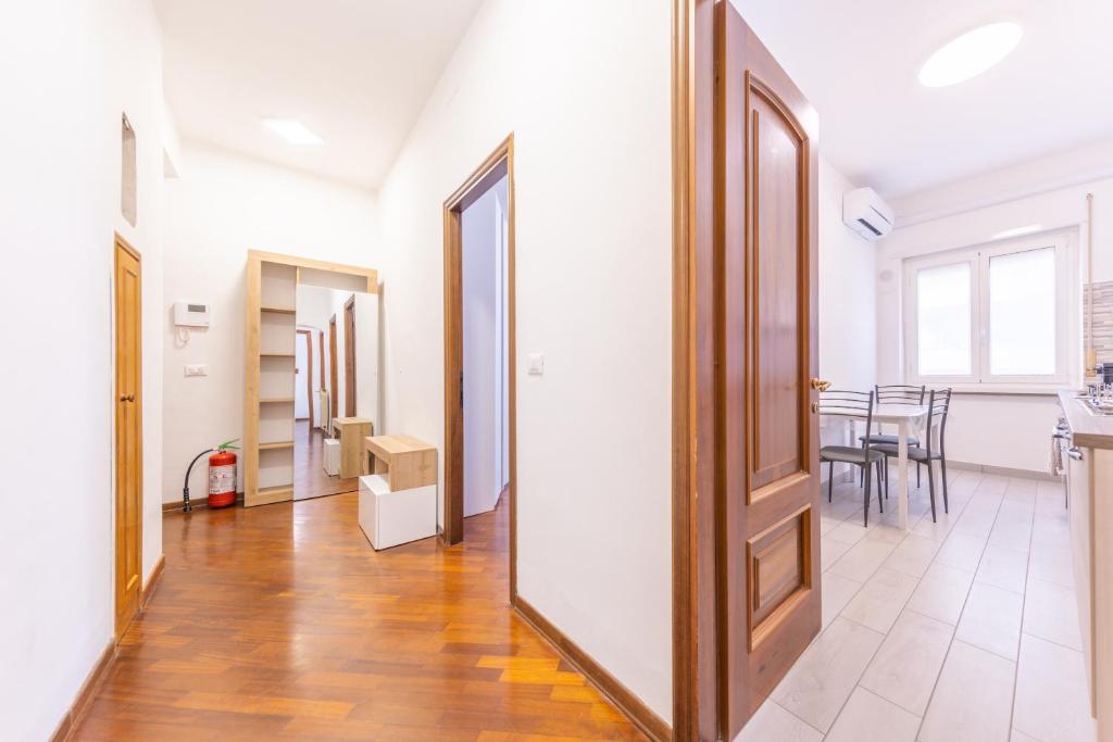Foto dalla galleria di Easy Host Apt Casa Numitore a Roma