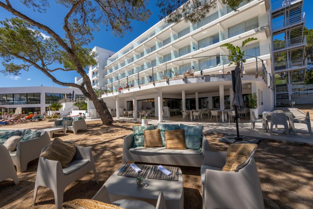 Posezení v ubytování Els Pins Resort & Spa - Emar Hotels