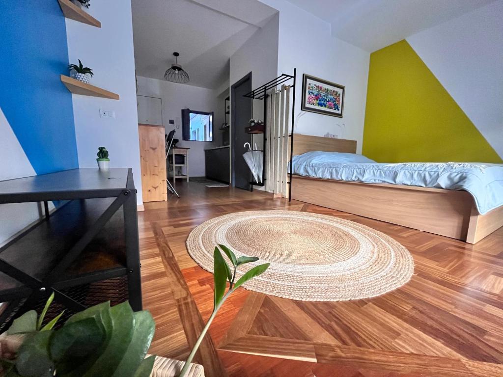 Televízia a/alebo spoločenská miestnosť v ubytovaní Studio Falconara