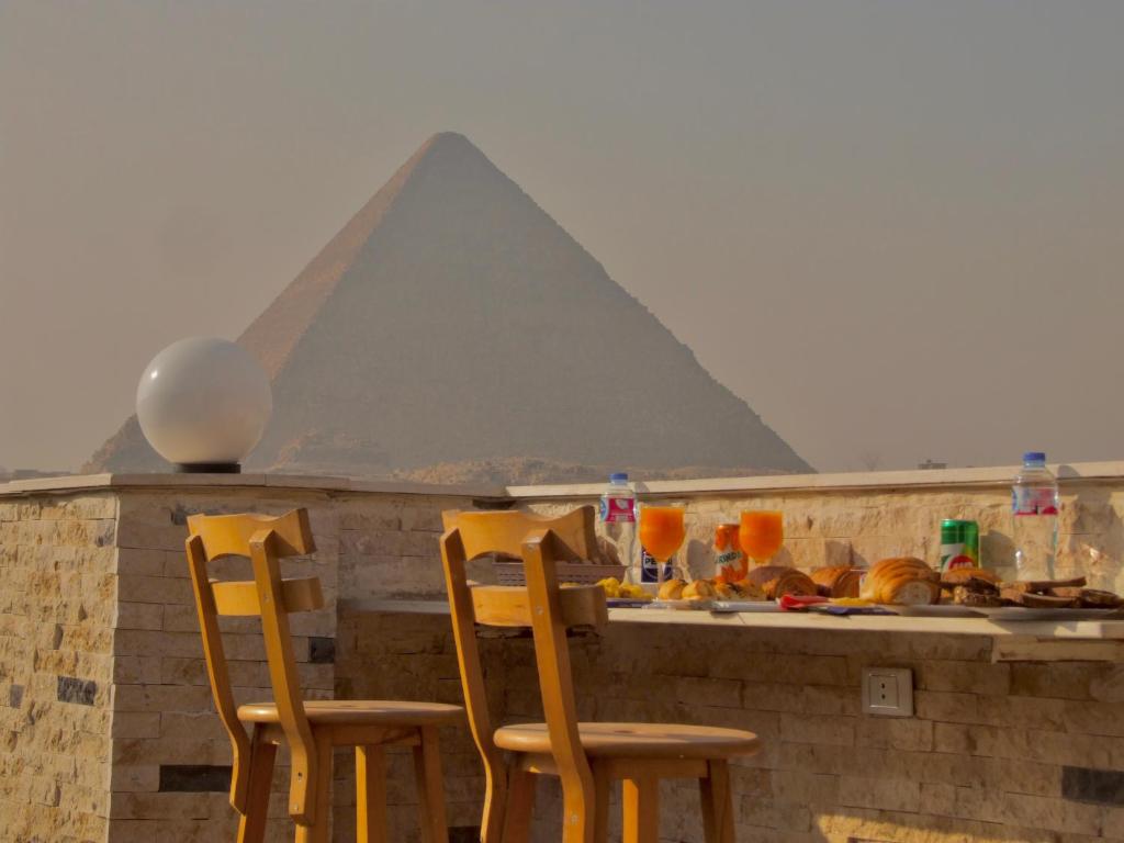 Nápoje v ubytování pyramids solar boat inn