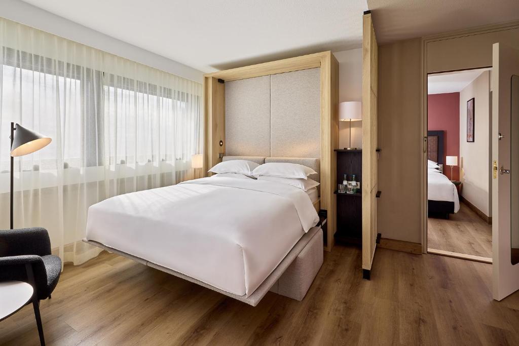 Sheraton Frankfurt Airport Hotel & Conference Center - Resim 6