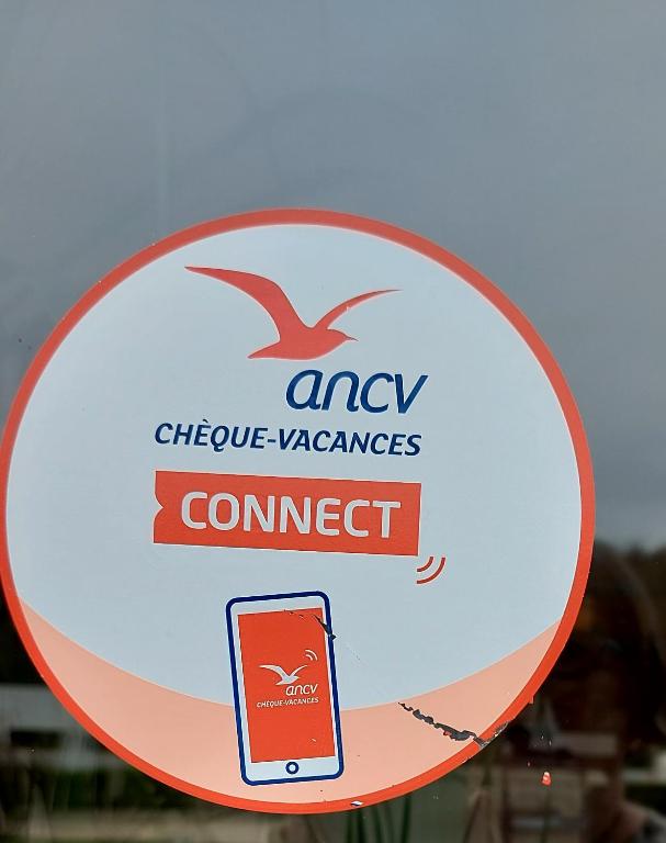 Certifikát, hodnocení, plakát nebo jiný dokument vystavený v ubytování Hôtel Brun