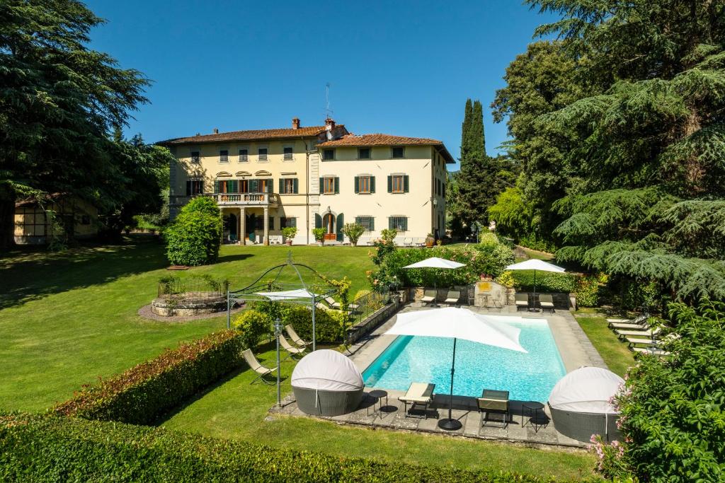 Bazén v ubytování Agriresort & Spa Fattoria I Ricci nebo v jeho okolí