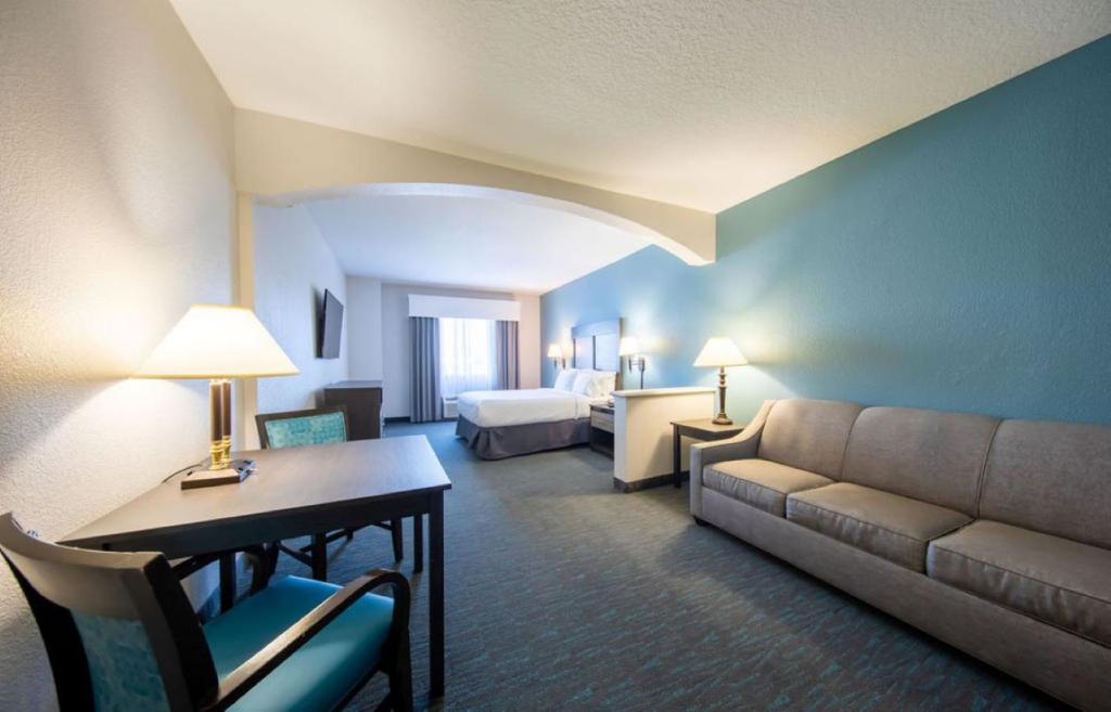 Beach Holiday Inn Express & Suites Clermont SE - West Orlando by IHG - Suite Queen - Comunicazioni/Mobilità Accessibile