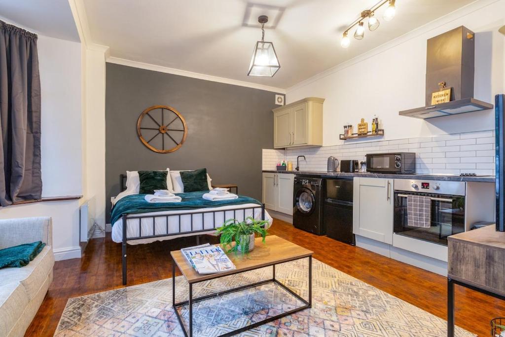 Studio 2A Private Parking, Bedworth (updated prices 2026)