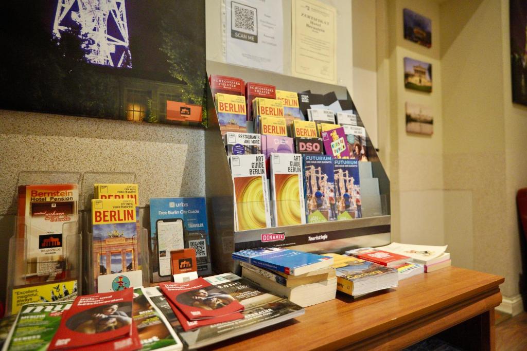 Hotel Pension Bernstein am Kurfürstendamm - Resim 40