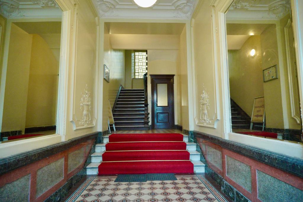 Hotel Pension Bernstein am Kurfürstendamm - Resim 41