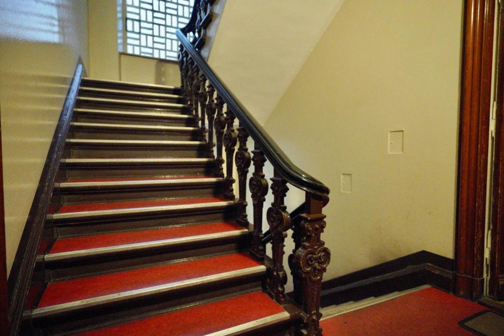 Hotel Pension Bernstein am Kurfürstendamm - Resim 44