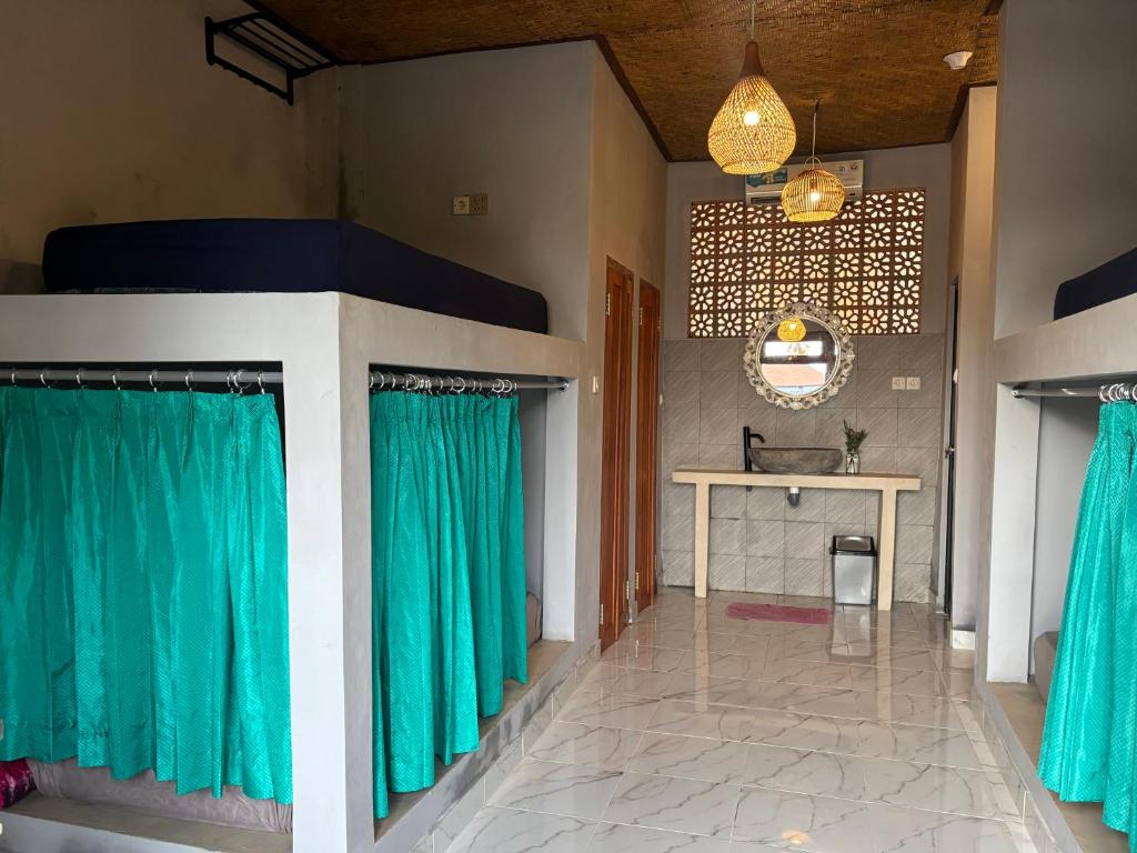 Ubud Rice Field House - 8