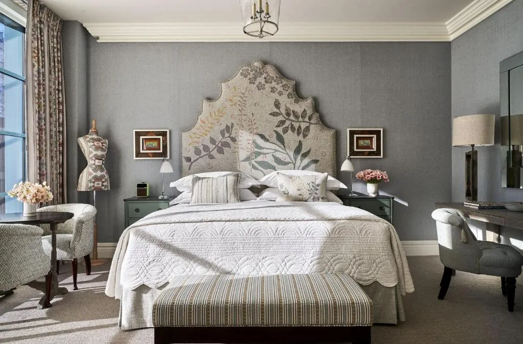 Warren Suite
