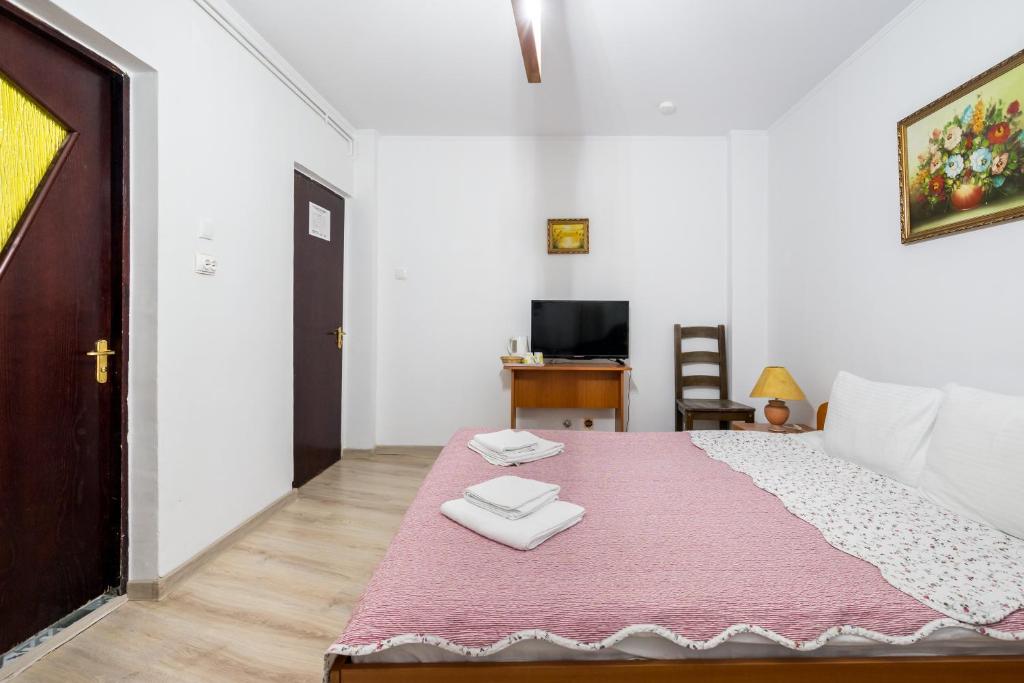 Flowers Grand Hotel Bucharest - Resim 32