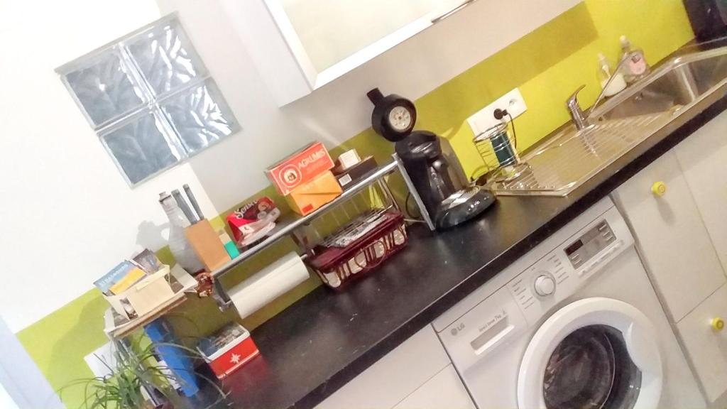 Kuchyň nebo kuchyňský kout v ubytování Studio charmant à Valff avec jardin privé - 20 m²