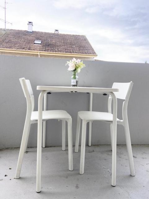 Studio Clara - proche gare et aéroport, balcon – photo 16