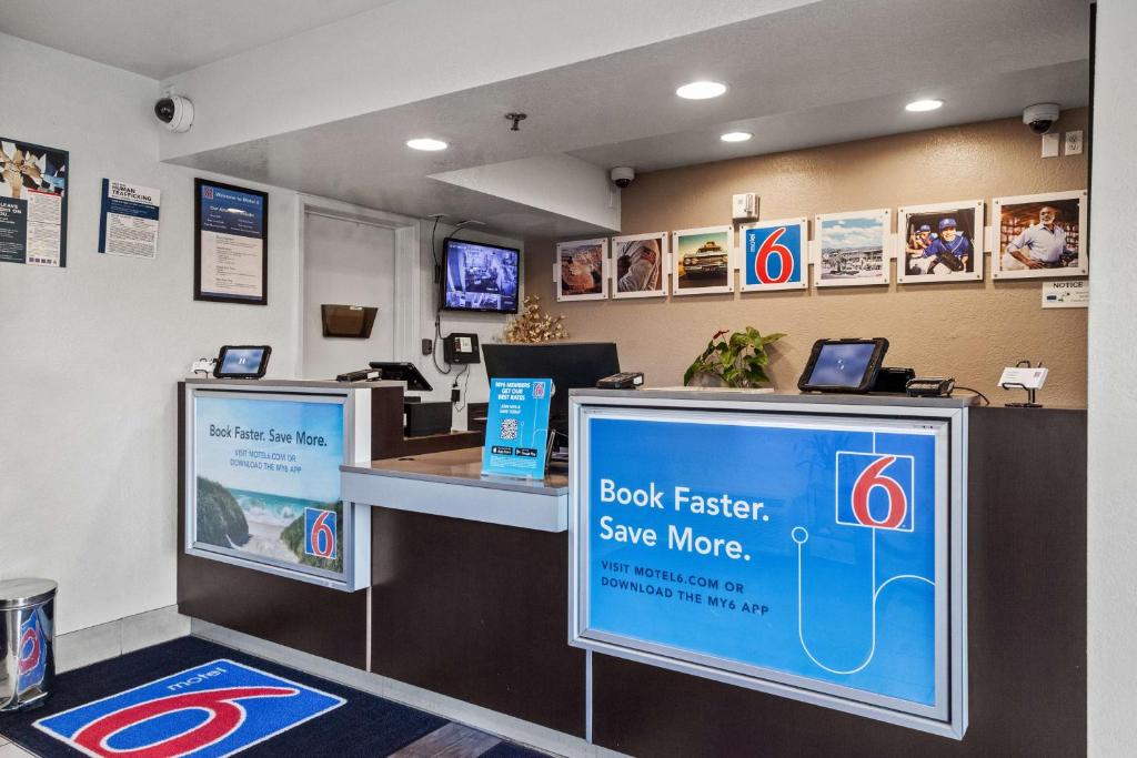 Motel 6-San Luis Obispo, CA - South photo