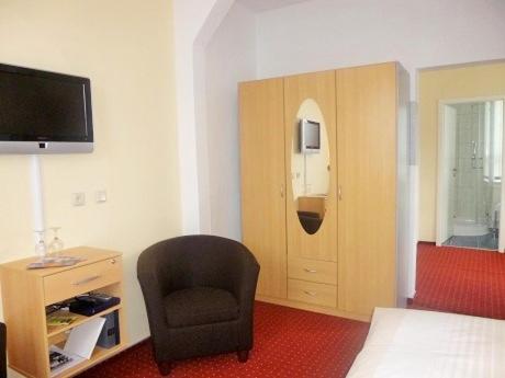 TV a/nebo společenská místnost v ubytování Hotel Waldhaus-Hutzelhöh