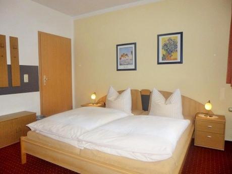 Postel nebo postele na pokoji v ubytování Hotel Waldhaus-Hutzelhöh