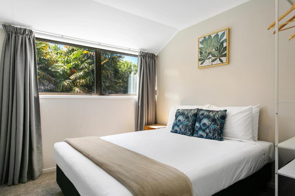 Taupo Lake House With Breathtaking Panoramic Views - Resim 7