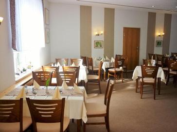 Restaurace v ubytování Hotel Waldhaus-Hutzelhöh