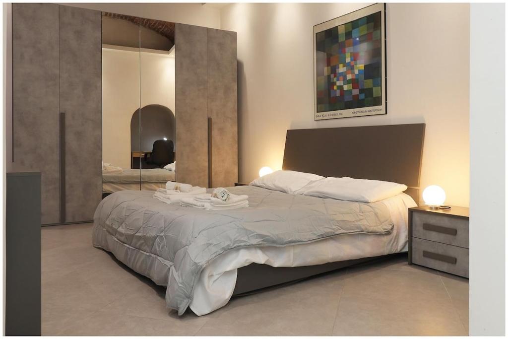 Katil atau katil-katil dalam bilik di Arbarello Palace Historical center Turin WiFi AC