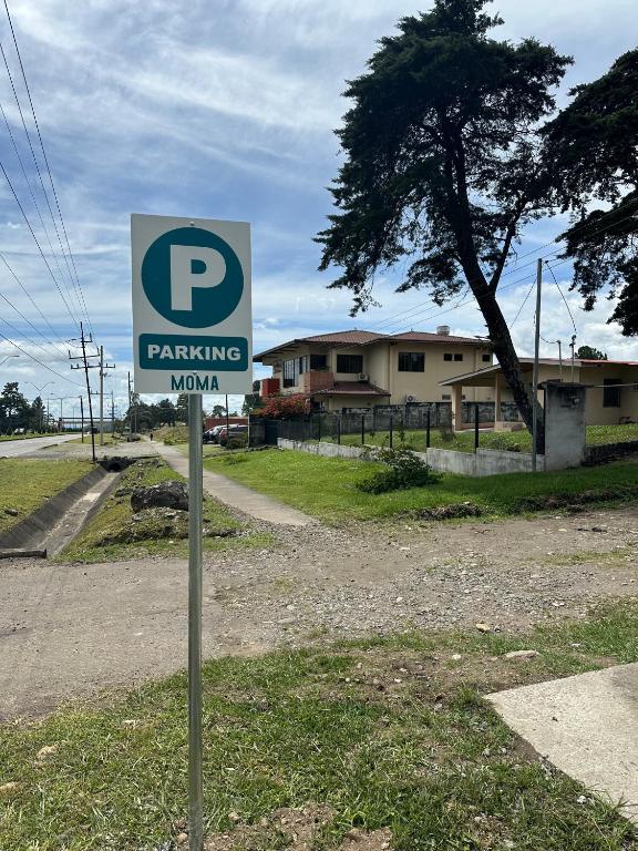 Certifikát, hodnocení, plakát nebo jiný dokument vystavený v ubytování MOMA Guest House en Alto Boquete